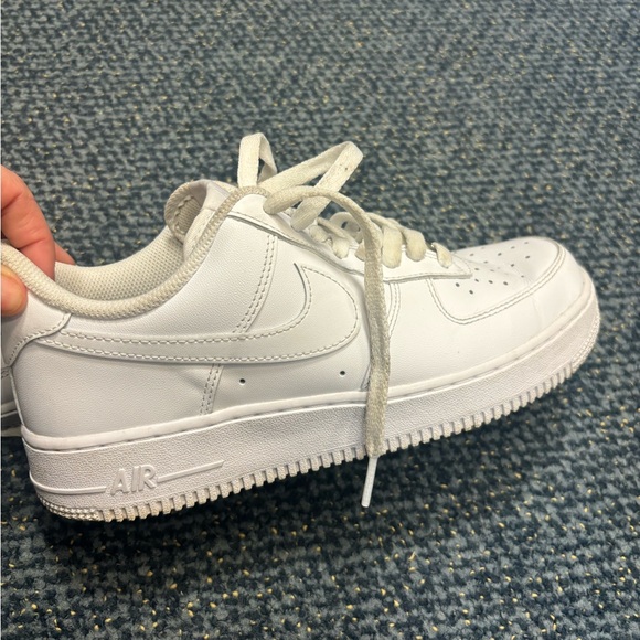 Nike Air Force 1 triple white - Picture 7 of 12